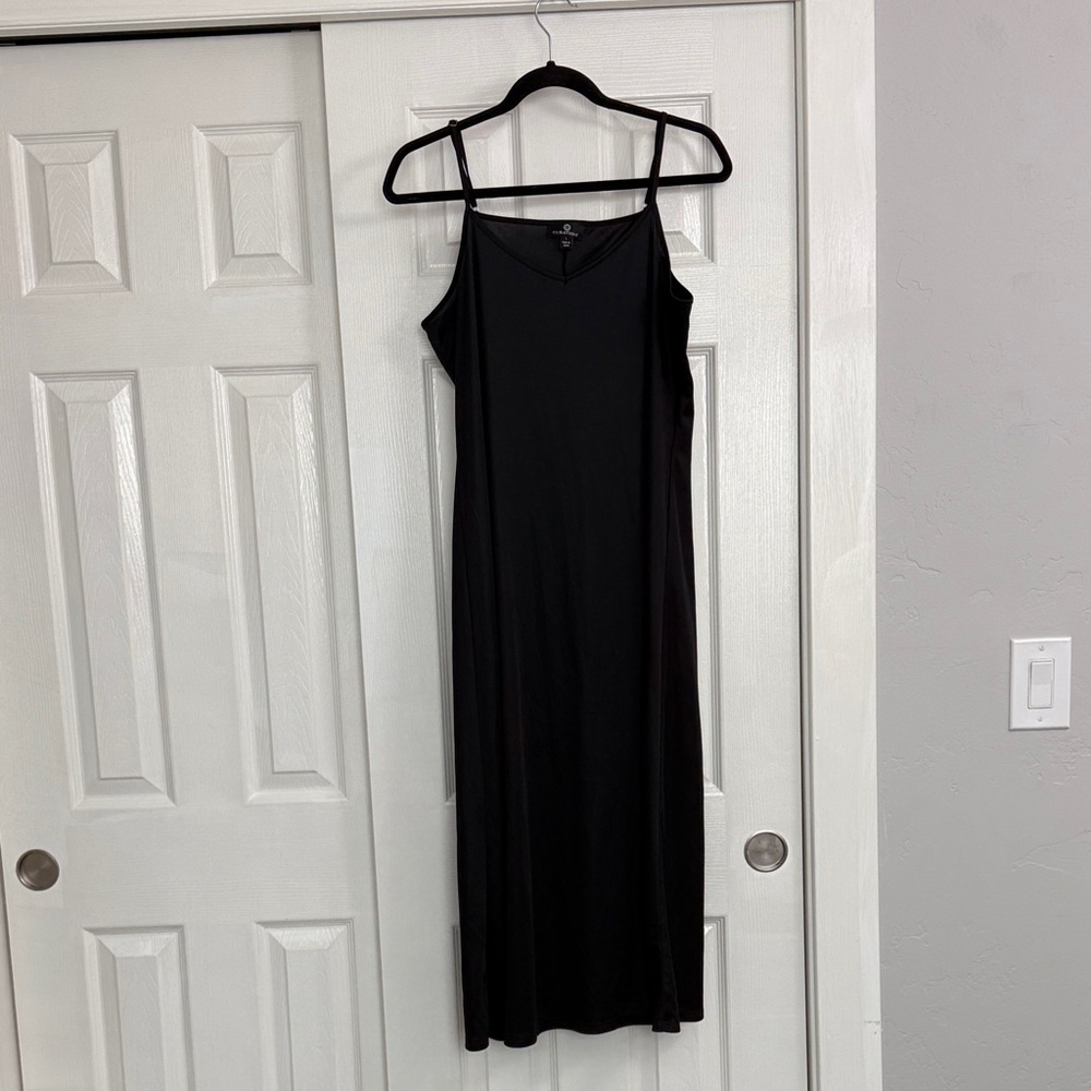 🏜️ 3 for $15 Curations black dress slip dress